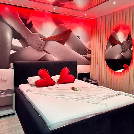 Motel Emocoes Nogueira da Regedoura Экстерьер фото