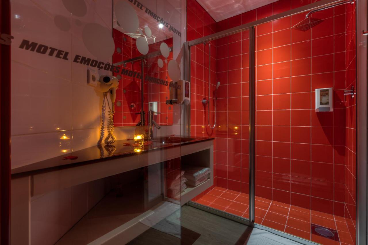 Motel Emocoes Nogueira da Regedoura Экстерьер фото