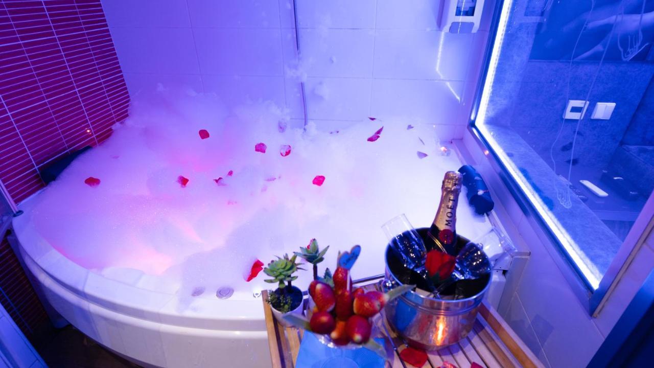Motel Emocoes Nogueira da Regedoura Экстерьер фото